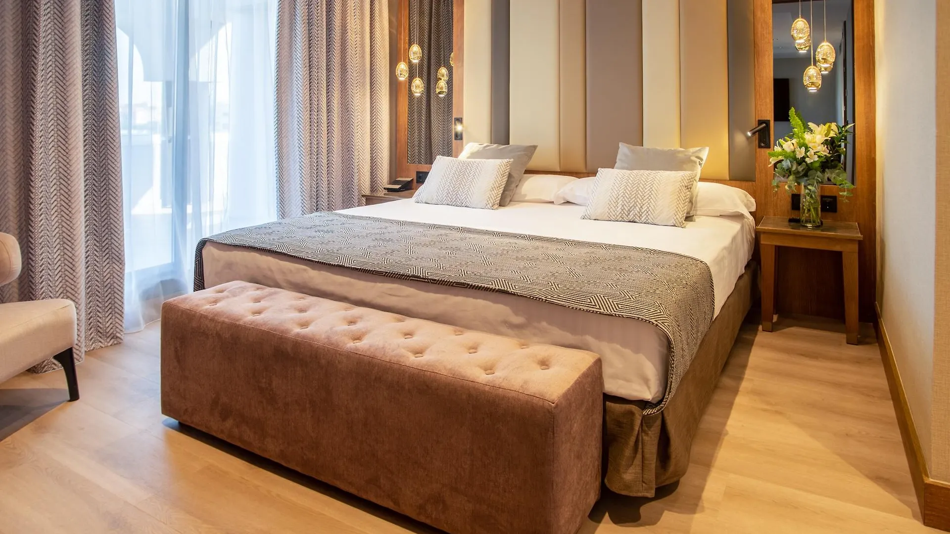 ****  Hotel Granada Center Spain