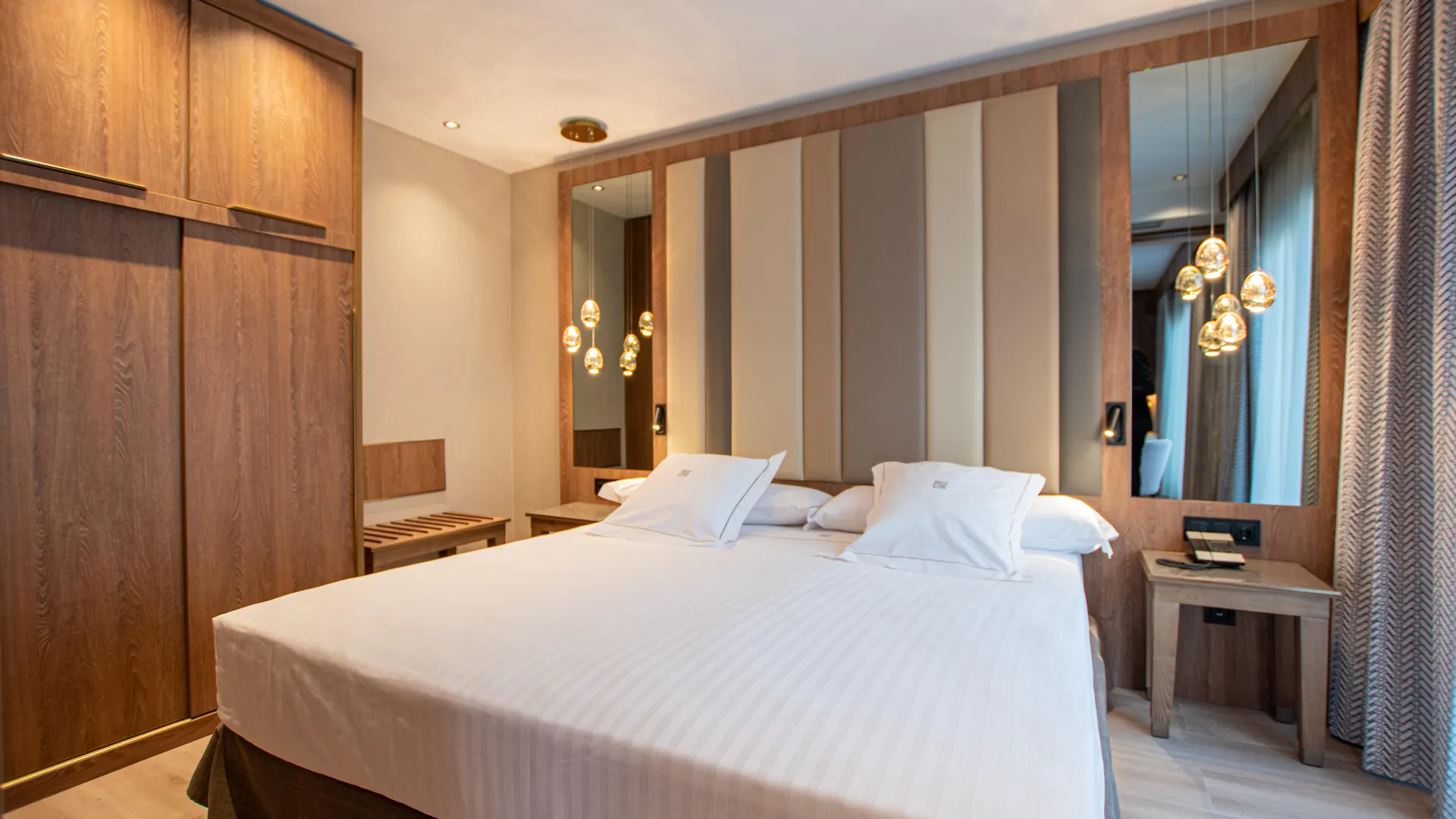 Hotel Granada Center